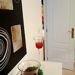Апартаменти First Line *