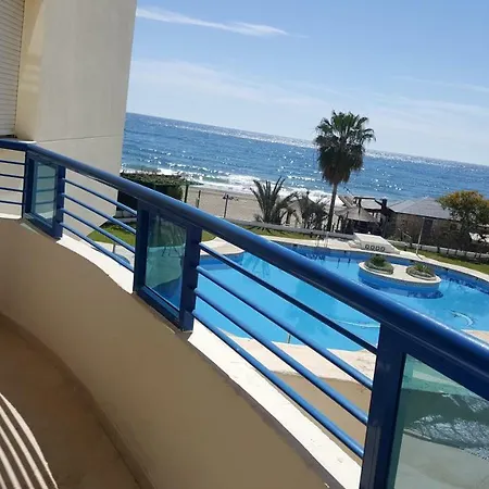 Διαμέρισμα First Line